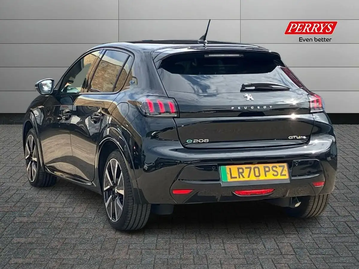 2020-peugeot-208-e-gt-line-big-1