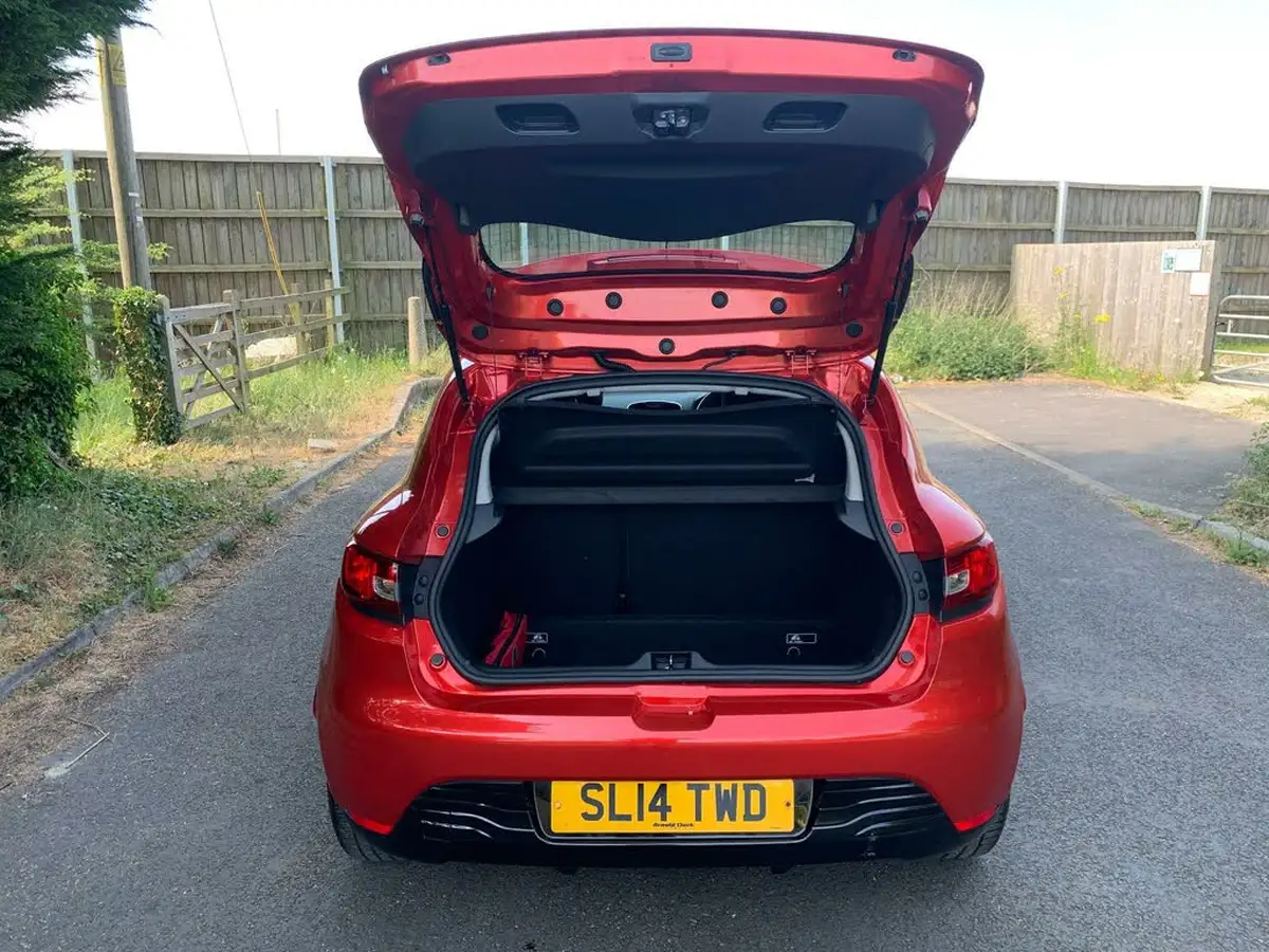 2014-renault-clio-12-dynamique-big-44