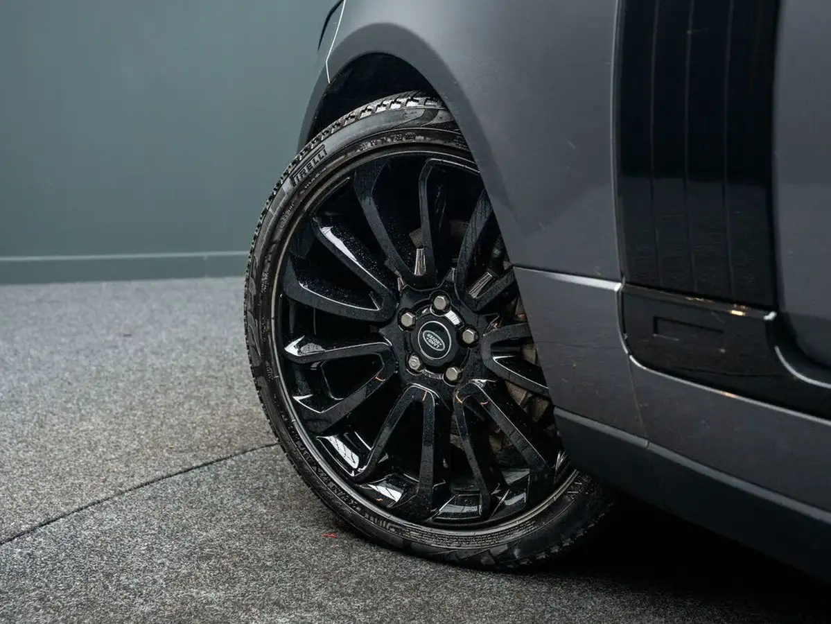 2021-land-rover-range-rover-30-d300-westminster-big-12