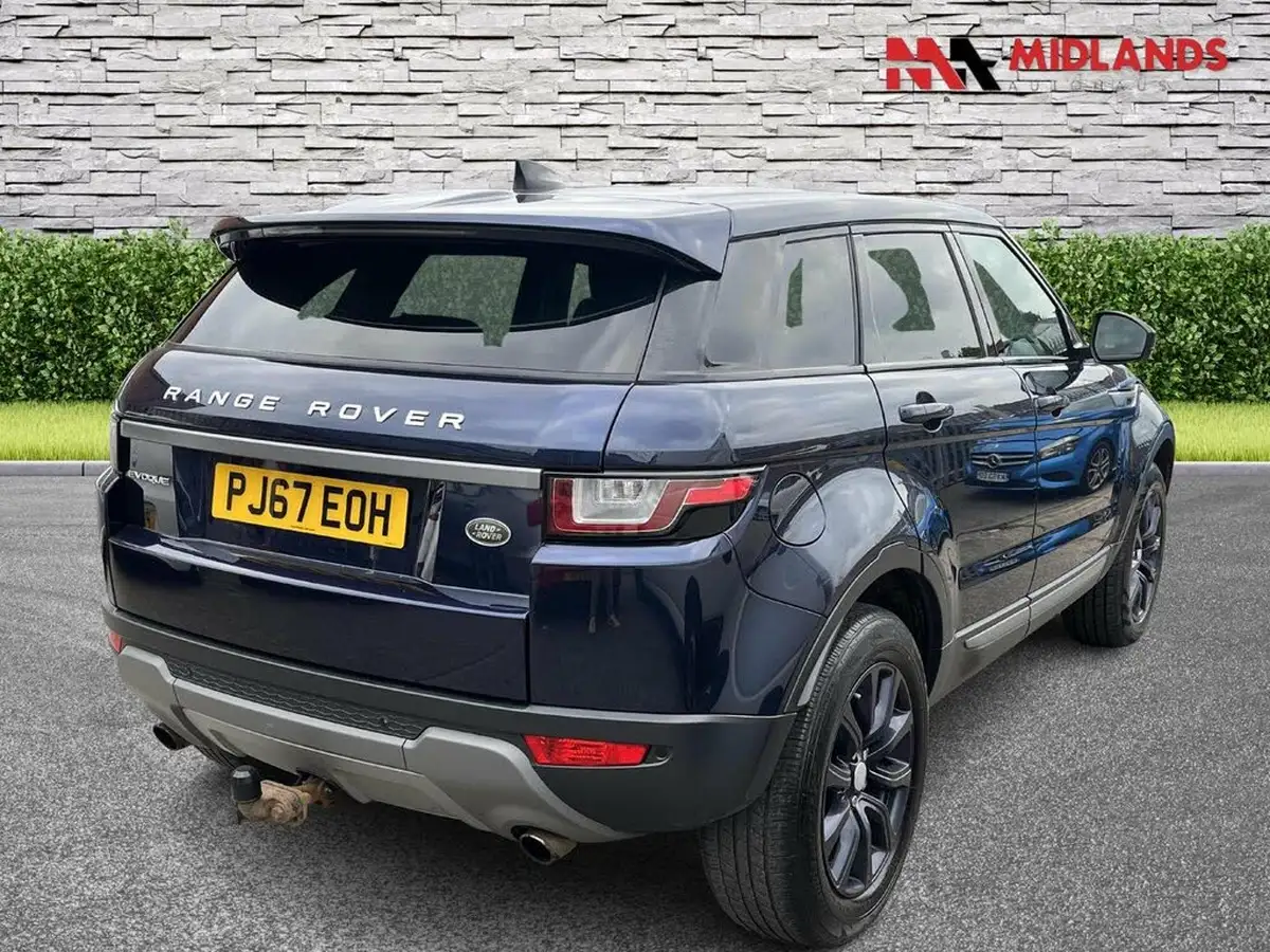 2017-land-rover-range-rover-evoque-20td4-se-big-3