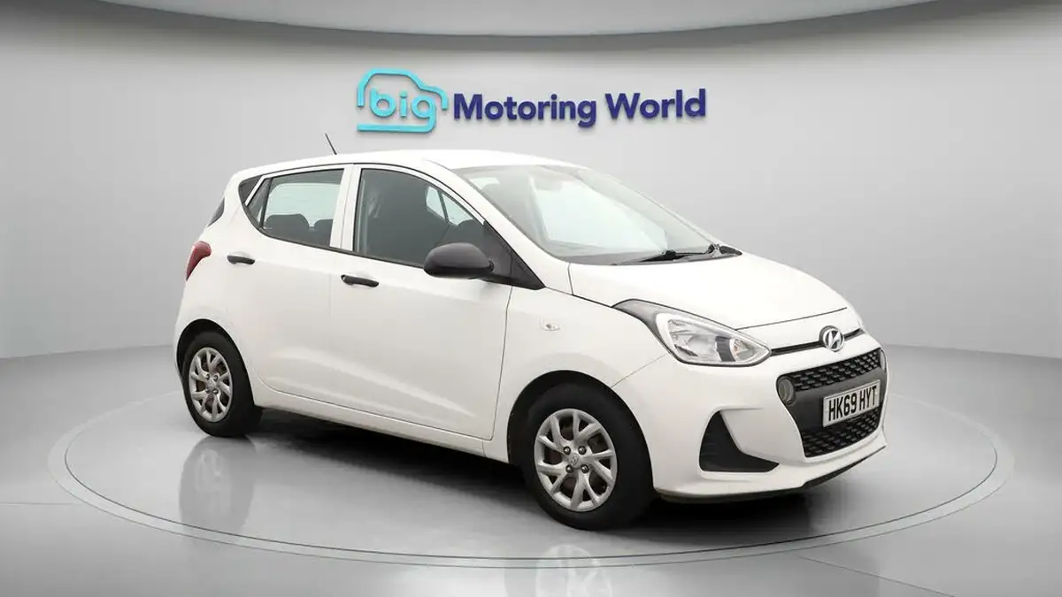 2019-hyundai-i10-10-s-big-1
