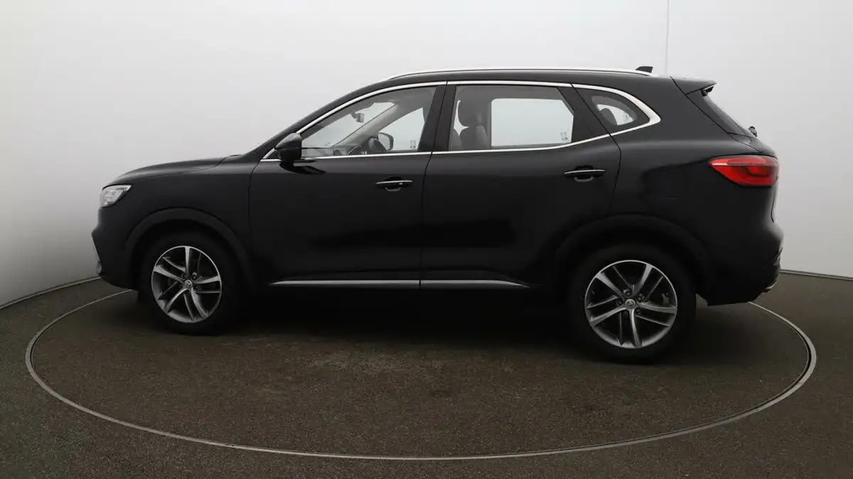 2022-mg-hs-15t-gdi-excite-162ps-dct-big-57