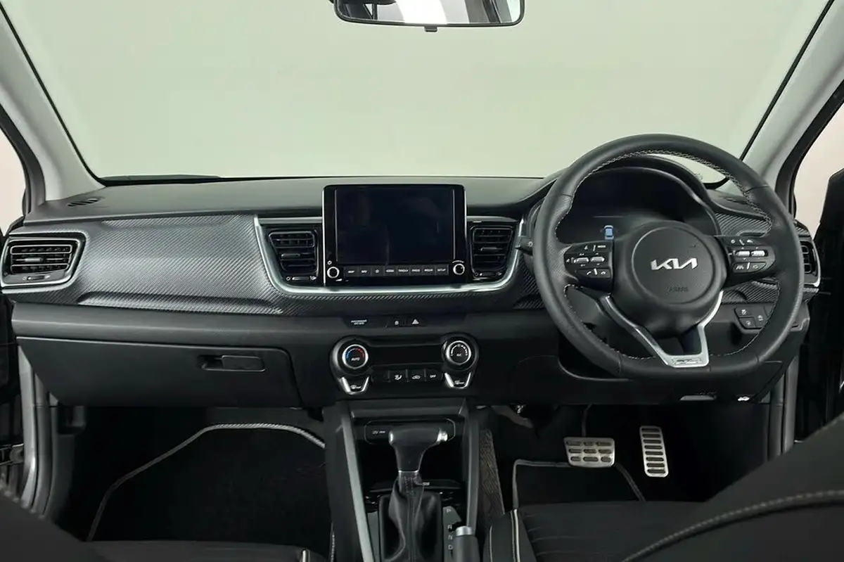 2024-kia-stonic-10-t-gdi-gt-line-98bhp-dct-big-7