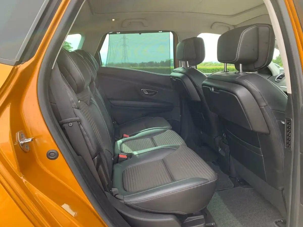 2016-renault-scenic-16dci-dynamique-s-nav-130bhp-energy-ss-big-9