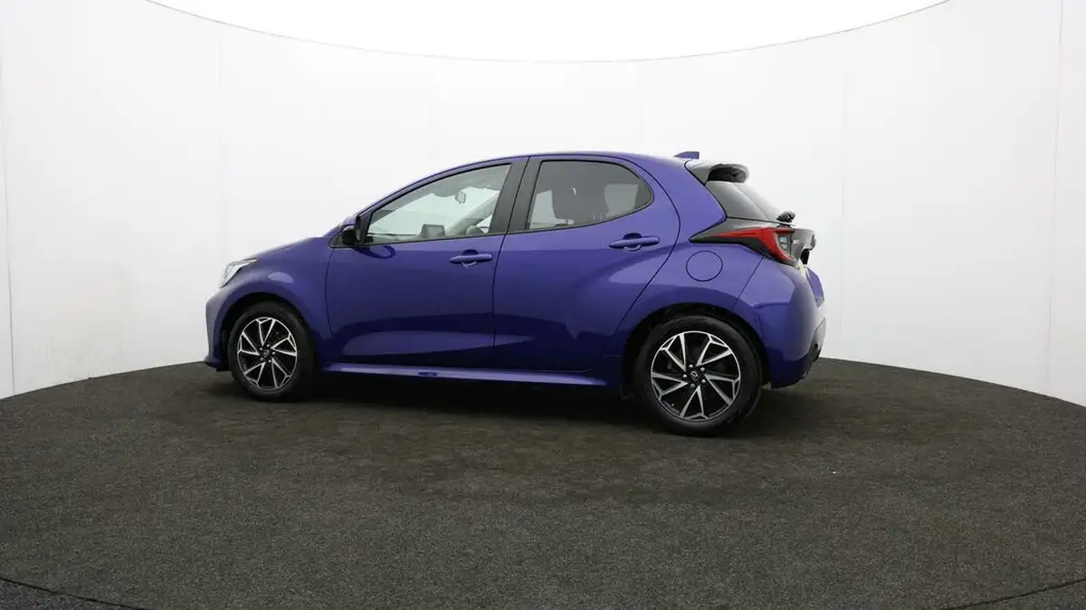 2022-toyota-yaris-15-vvt-i-design-big-73