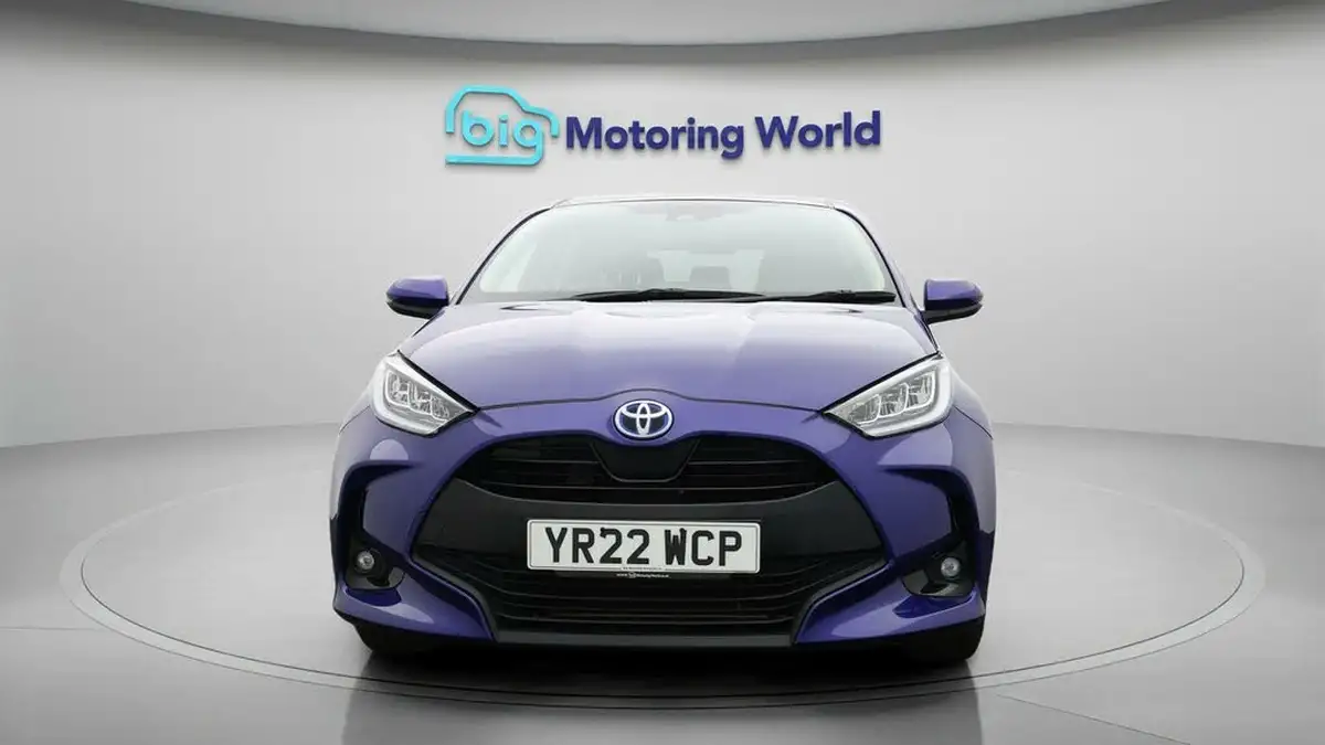 2022-toyota-yaris-15-vvt-i-design-big-1