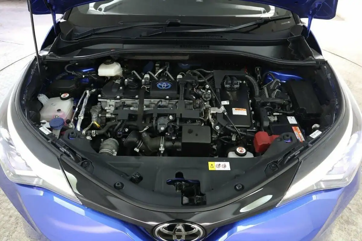 2022-toyota-c-hr-18-vvt-i-gr-sport-big-25