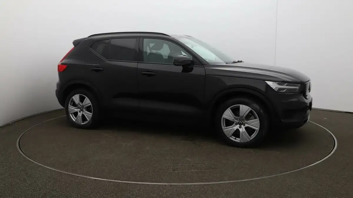 2021-volvo-xc40-e-twin-recharge-big-45