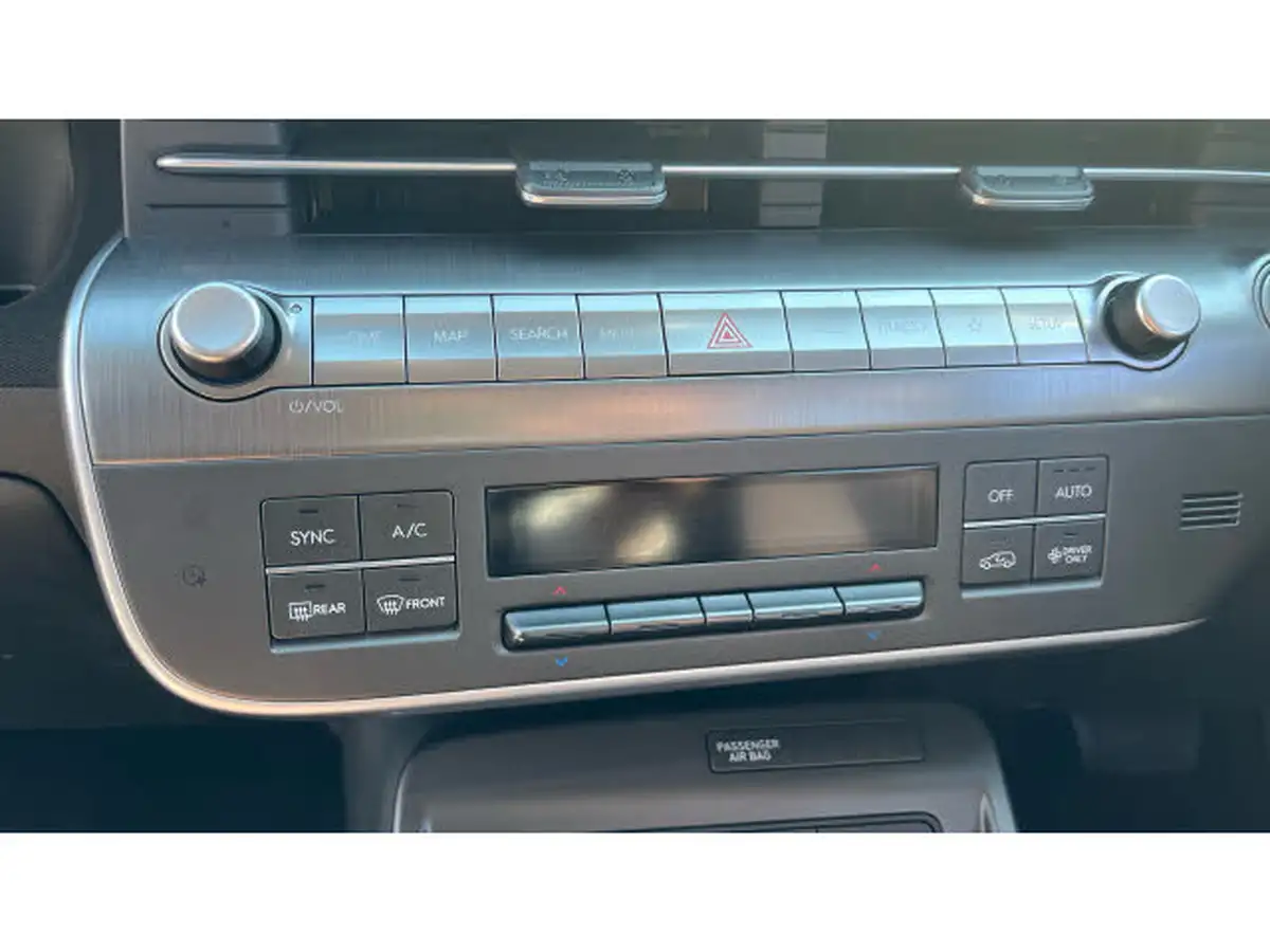 2024-hyundai-kona-e-advance-218ps-65kwh-big-28
