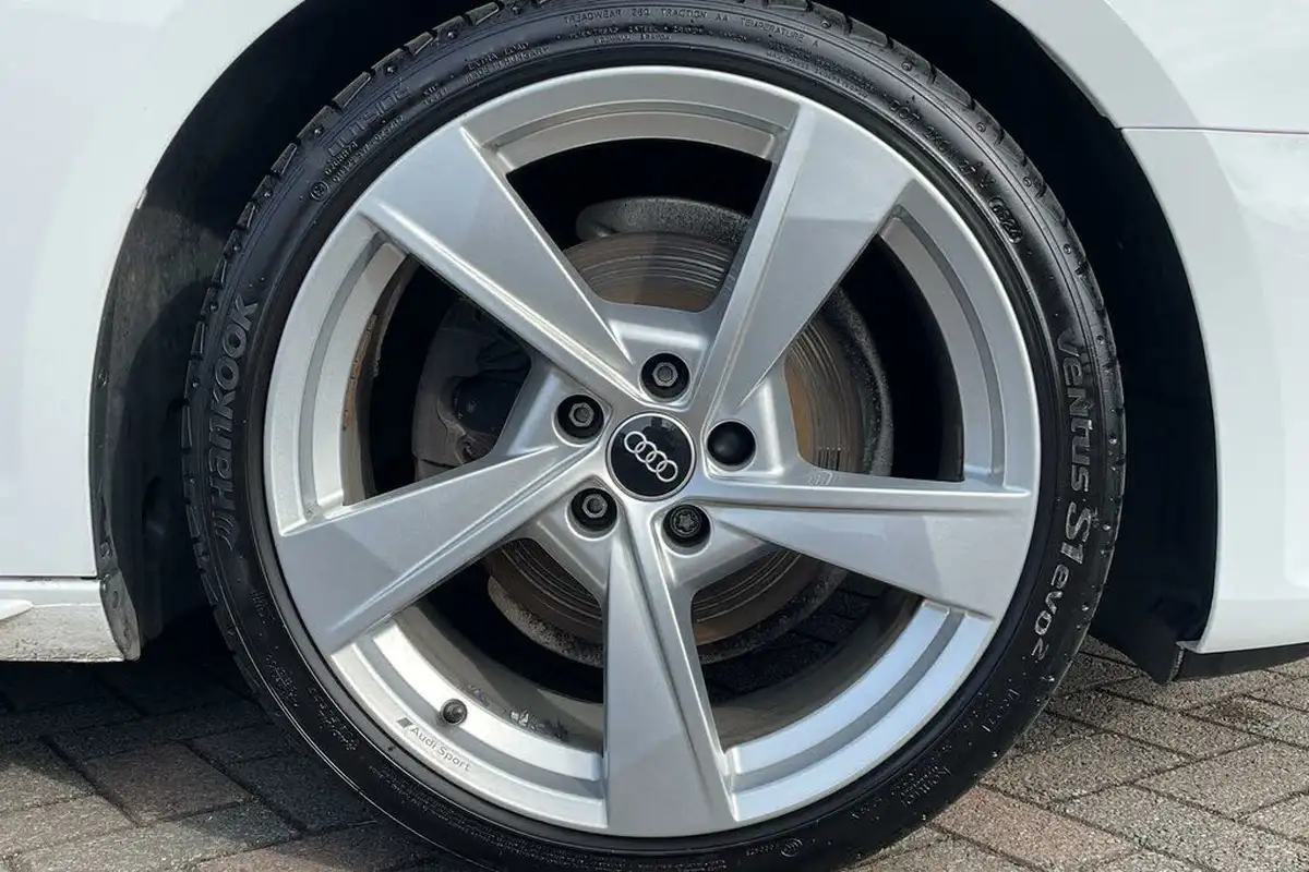 2022-audi-a4-20-35-tfsi-s-line-tronic-big-7