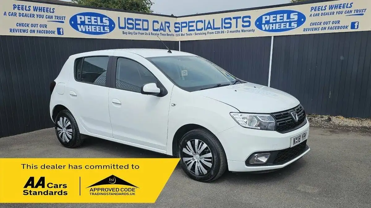 2018-dacia-sandero-15dci-laureate-big-0