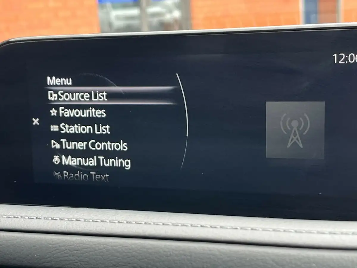 2021-mazda-cx-30-20-e-skyactiv-g-sport-lux-big-28