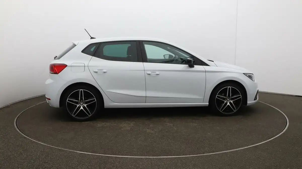 2021-seat-ibiza-10-tsi-fr-sport-110ps-big-48