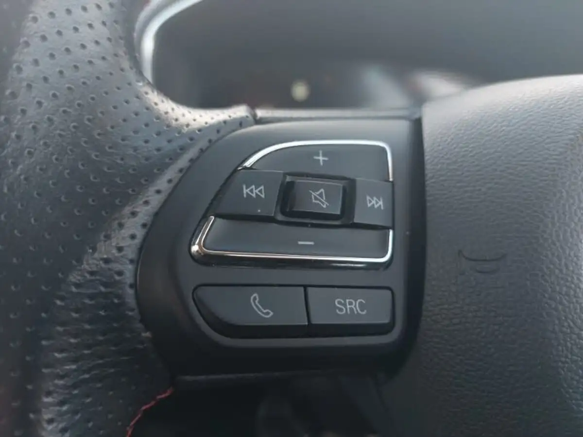 2023-mg-hs-15t-gdi-trophy-258ps-plug-in-hybrid-auto-big-13