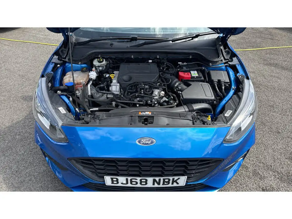 2018-ford-focus-10t-st-line-x-125ps-hatchback-big-7