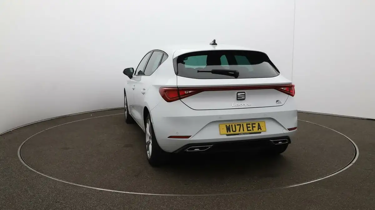 2021-seat-leon-14-e-hybrid-fr-hatchback-big-59
