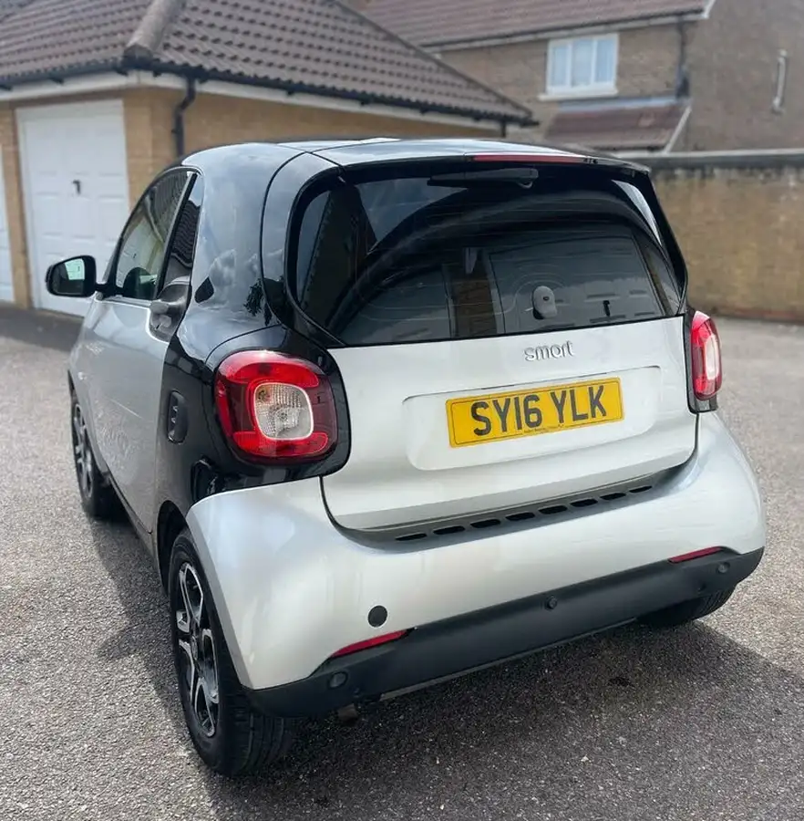 2016-smart-fortwo-10-prime-70bhp-premiumss-coupe-twinamic-big-6