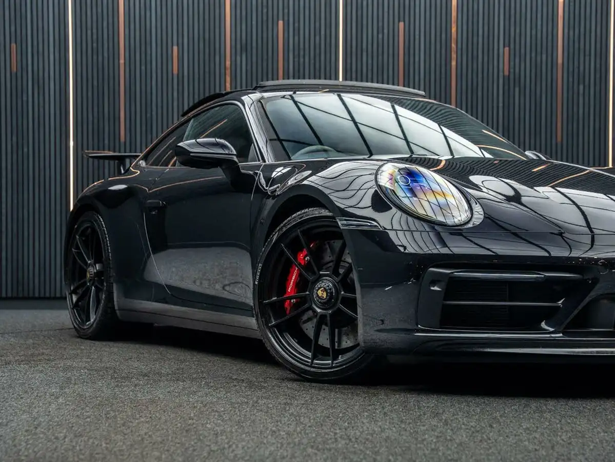 2022-porsche-911-30-carrera-gts-coupe-pdk-big-6