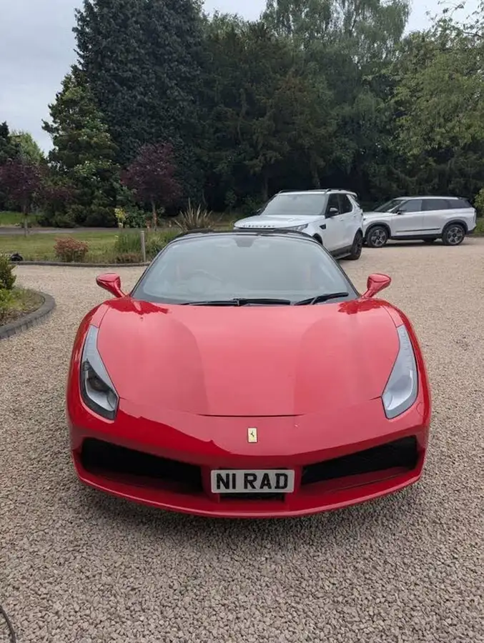 2018-ferrari-488-39-488-spider-big-2