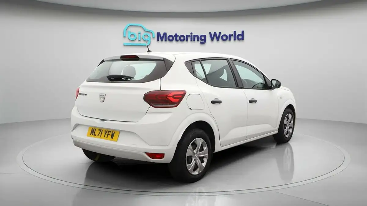 2021-dacia-sandero-10-sce-essential-big-7