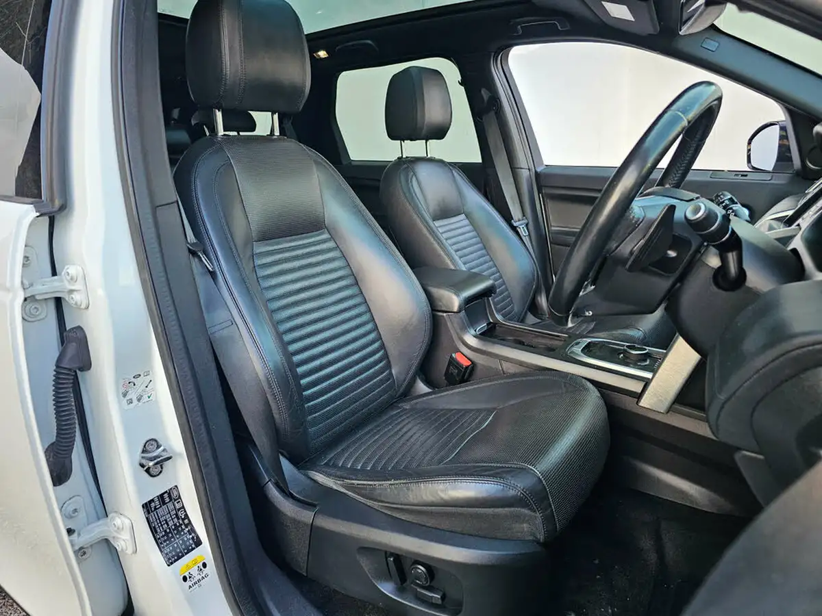 2015-land-rover-discovery-sport-20td4-hse-luxury-auto-big-7