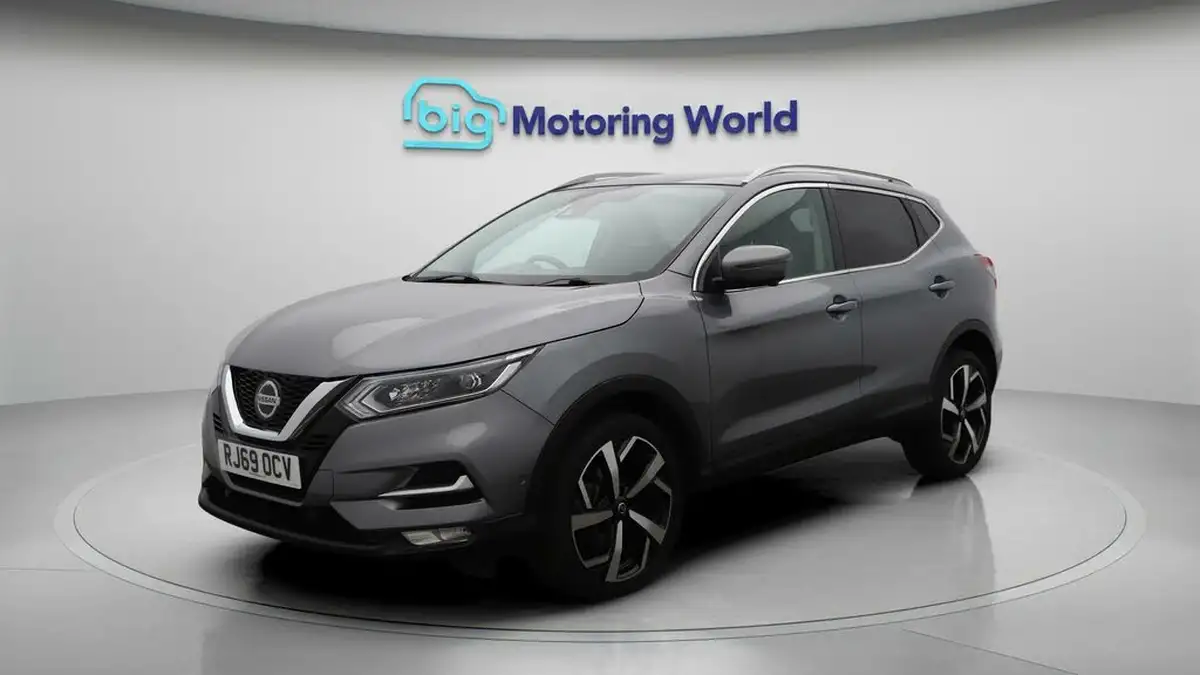 2019-nissan-qashqai-13-dig-t-tekna-160ps-dct-big-3