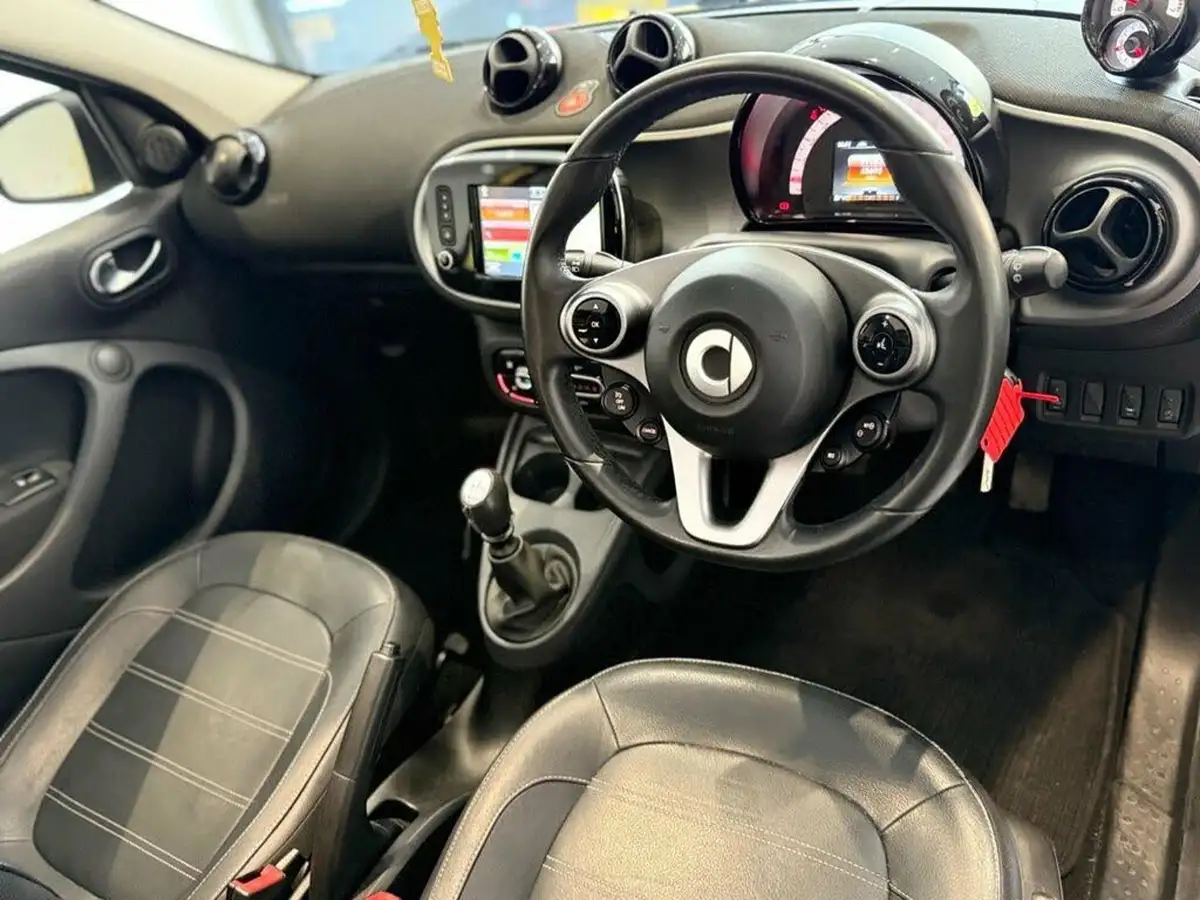 2015-smart-forfour-09-night-sky-prime-premiumss-big-10