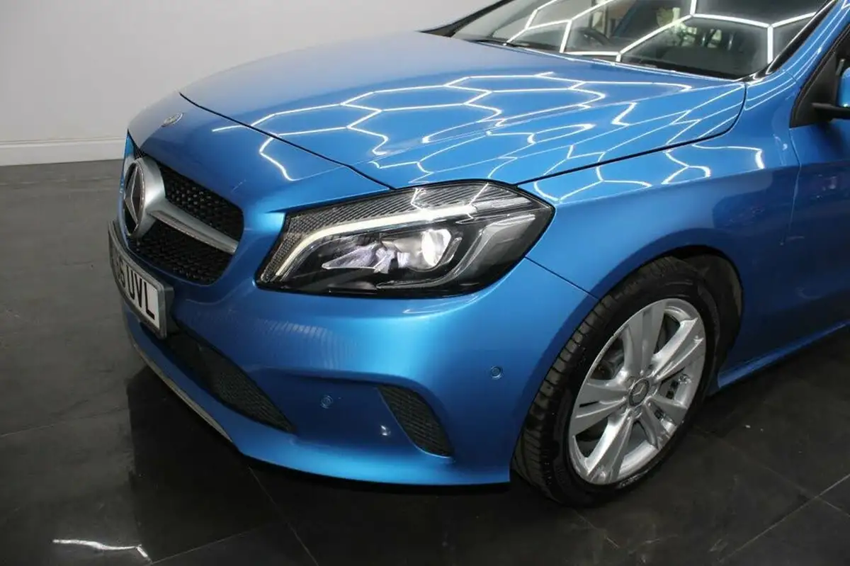 2016-mercedes-benz-a-class-21d-a200d-sport-premiumss-7g-dct-big-9