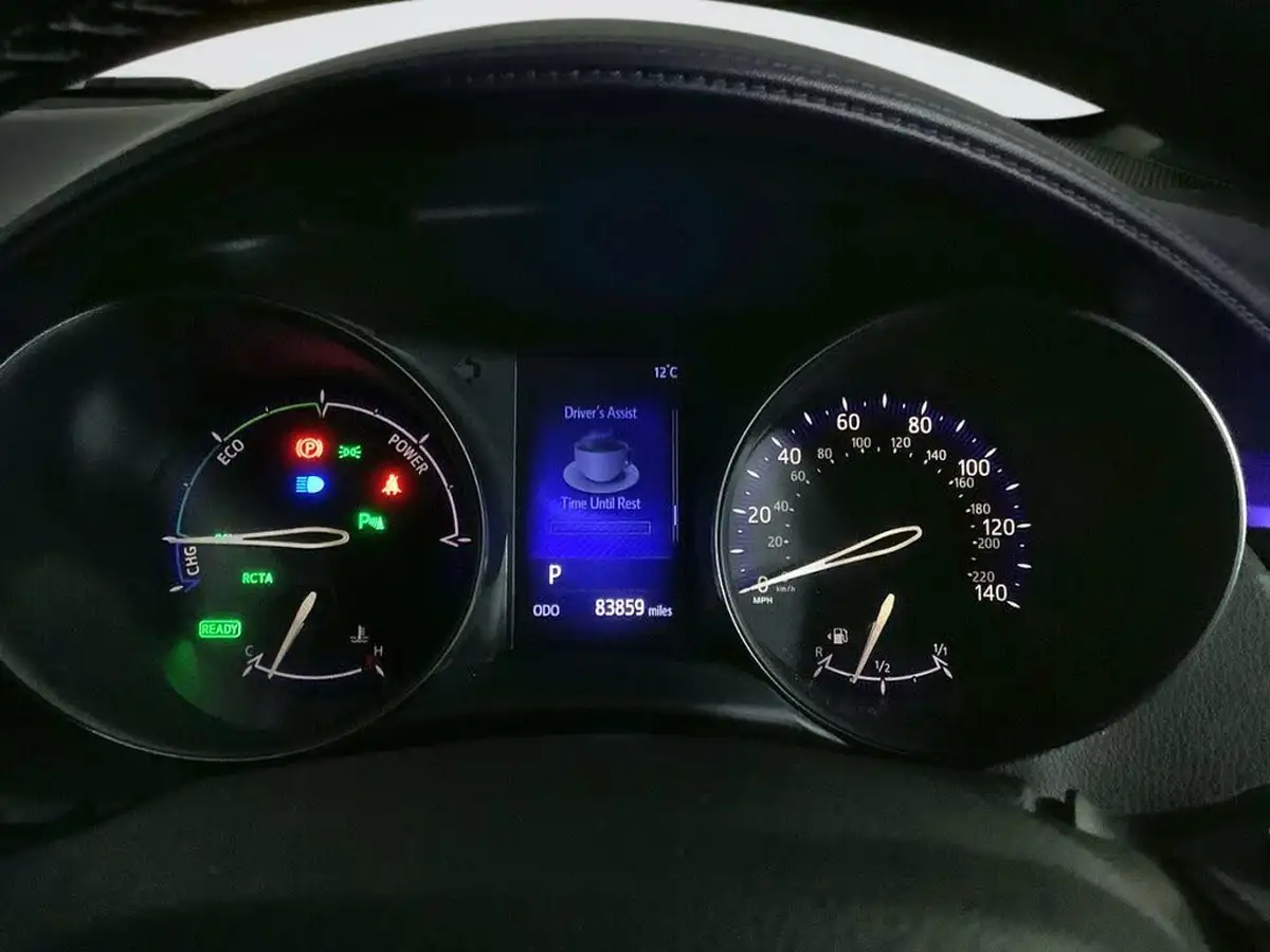 2017-toyota-c-hr-18-vvt-i-dynamic-big-19