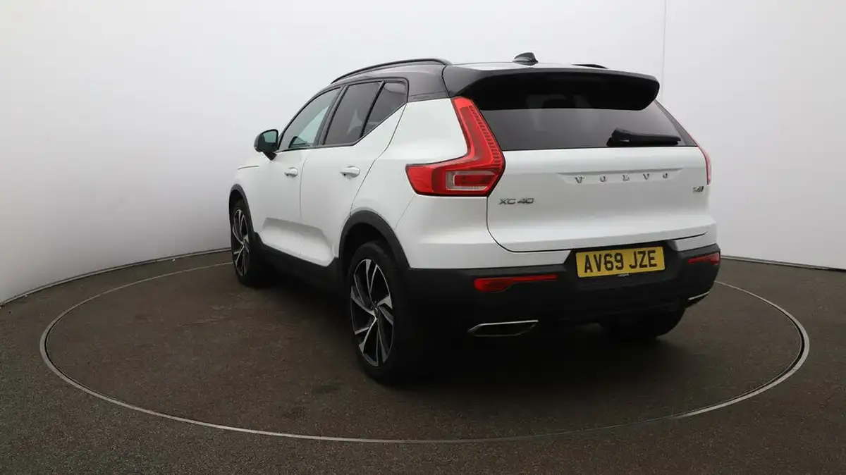2019-volvo-xc40-20-t4-r-design-pro-awd-big-63