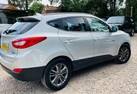 2015-hyundai-ix35-16-se-nav-blue-drive-isg-small-4