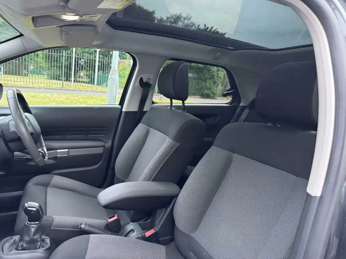 2017-citroen-c4-cactus-12-puretech-flair-82ps-big-29
