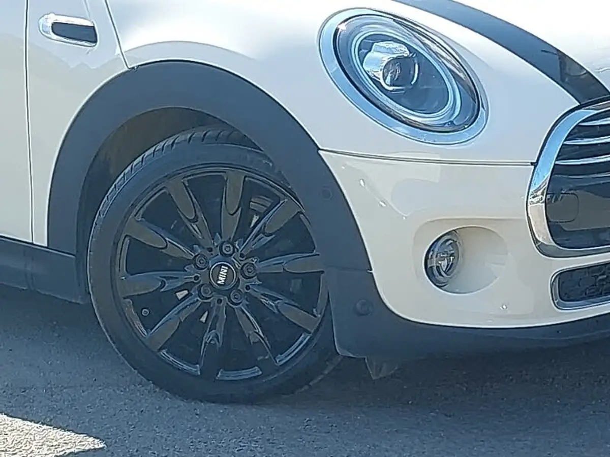 2021-mini-cooper-15-cooper-exclusive-series-ii-hatchback-3d-auto-big-8