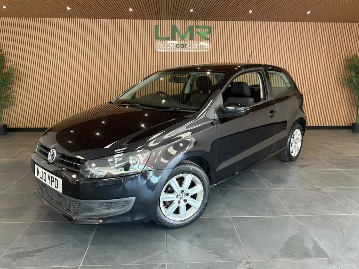 2010-volkswagen-polo-12-se-60ps-3d-big-0