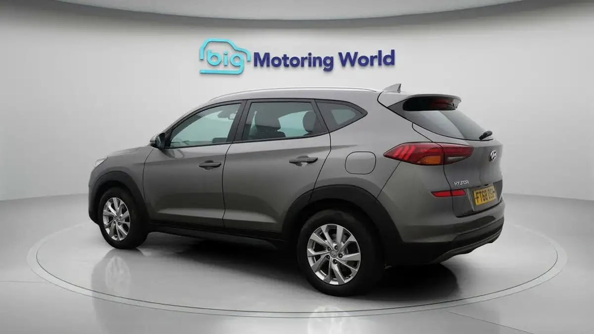 2019-hyundai-tucson-16-t-gdi-se-nav-dct-big-5