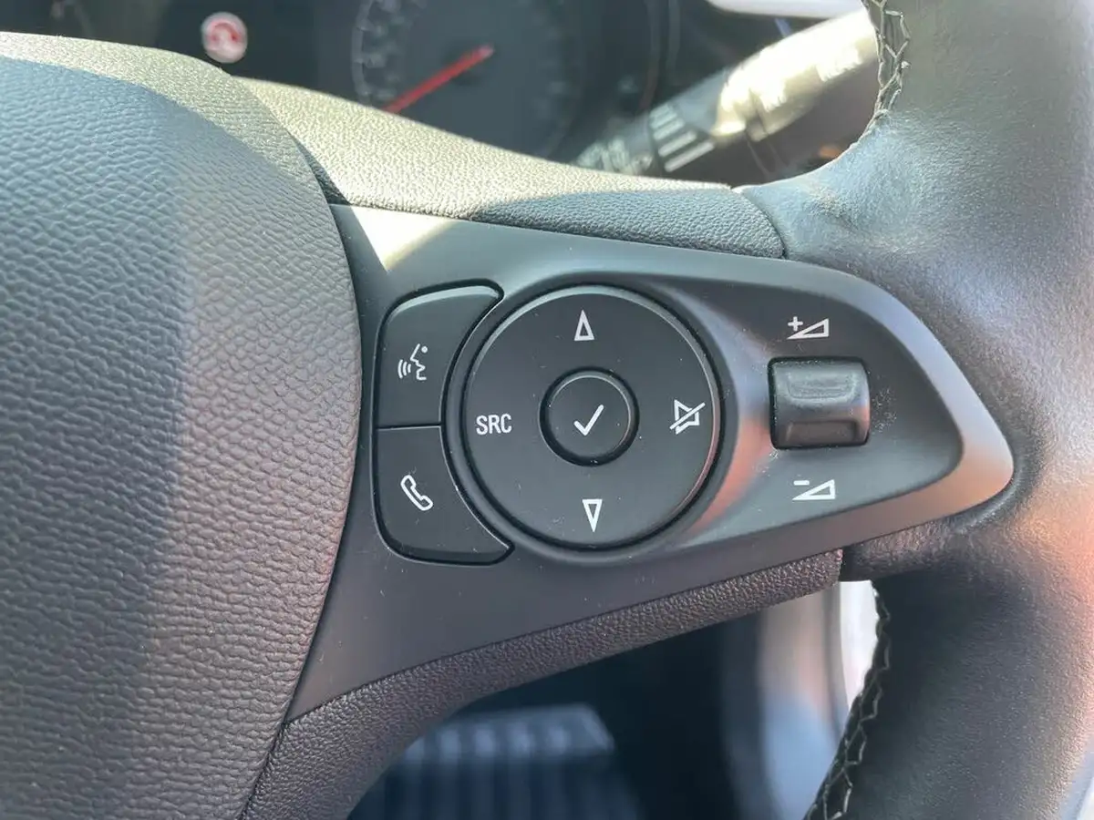 2022-vauxhall-corsa-12i-se-edition-big-16