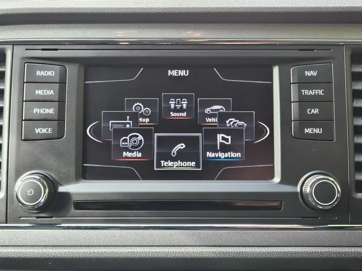 2014-seat-leon-18-fr-tech-pack-ss-hatchback-5d-big-31