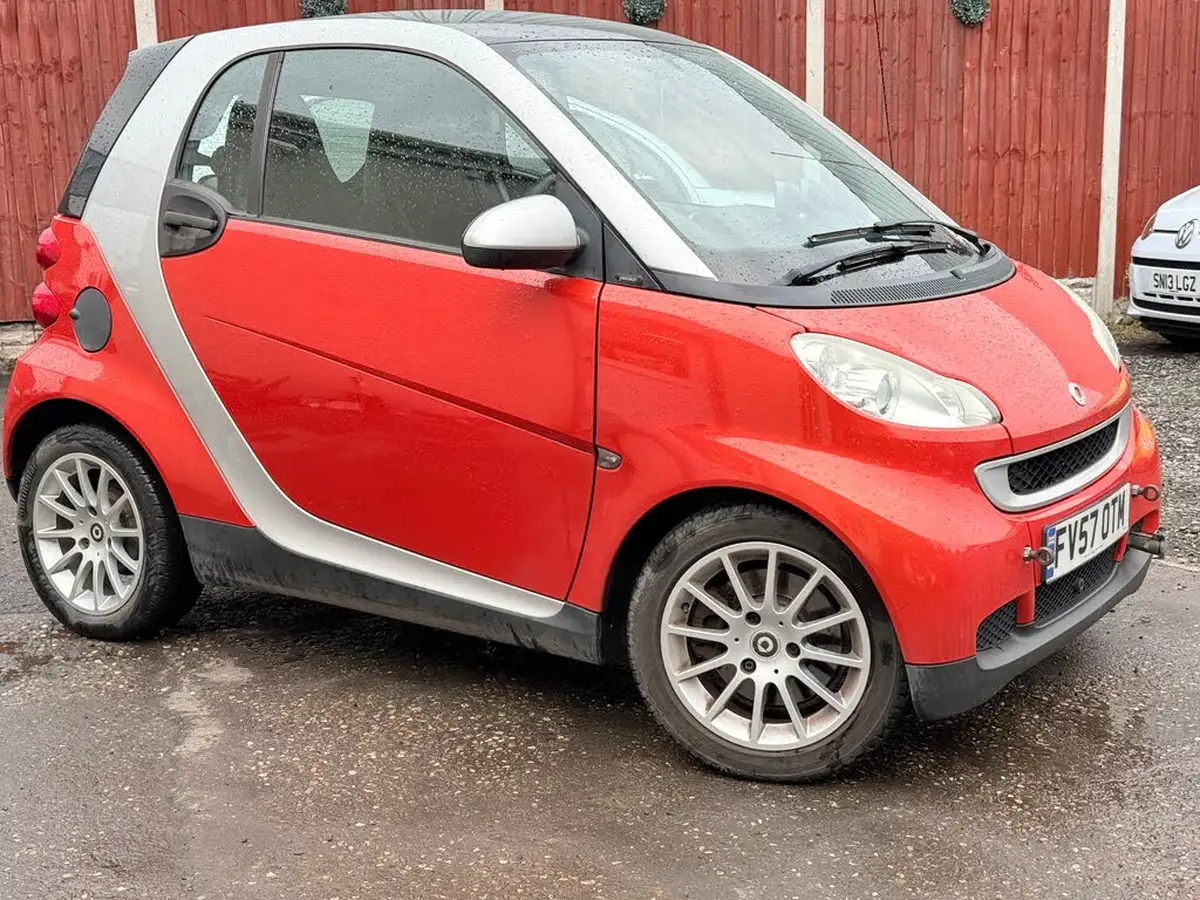 2007-smart-fortwo-10-passion-71bhp-coupe-big-4