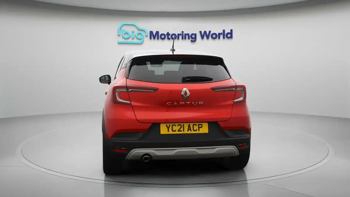 2021-renault-captur-13-tce-iconic-140ps-big-6