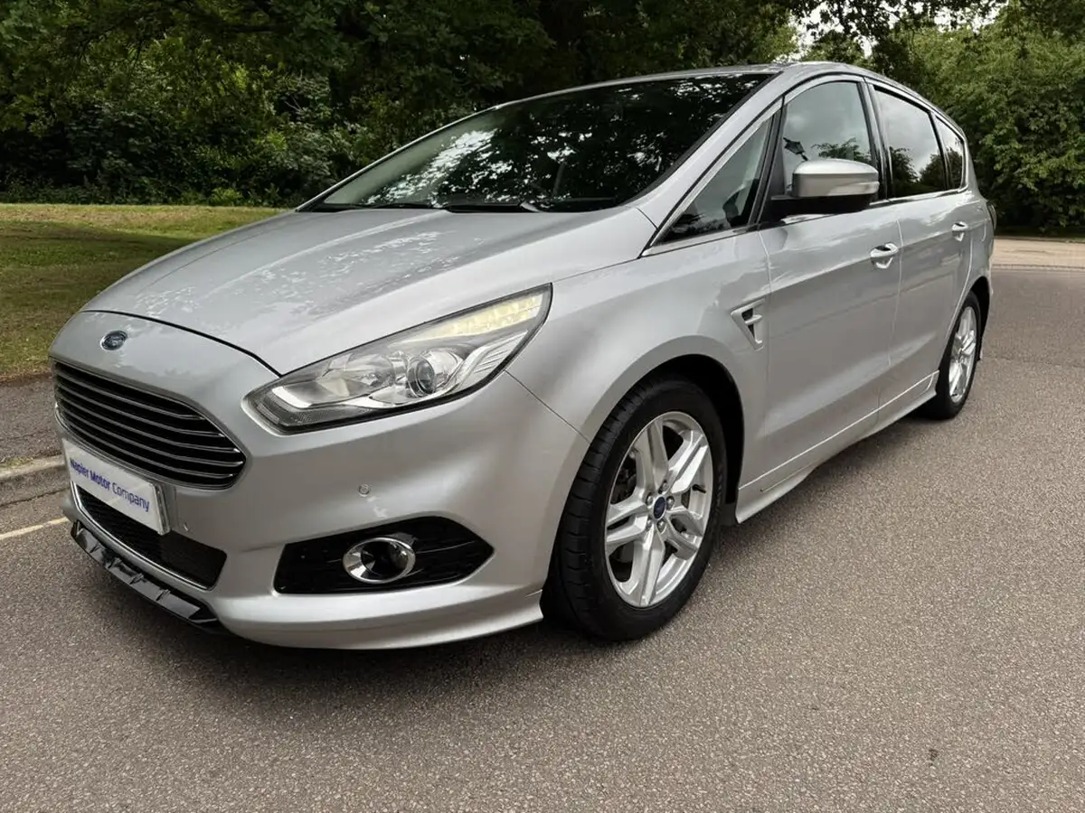 2016-ford-s-max-20tdci-titanium-sport-210ps-x-pack-powershift-big-2