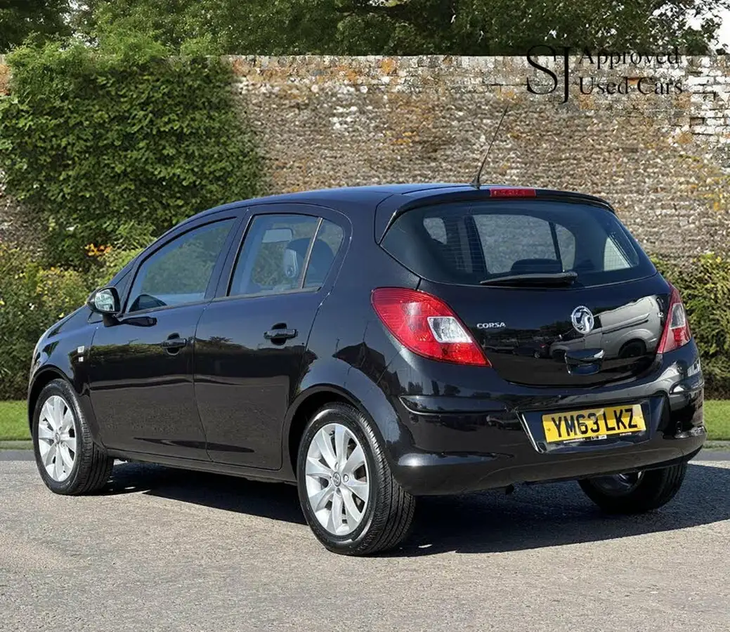 2014-vauxhall-corsa-12-excite-16v-vvt-85ps-ac-5d-big-6