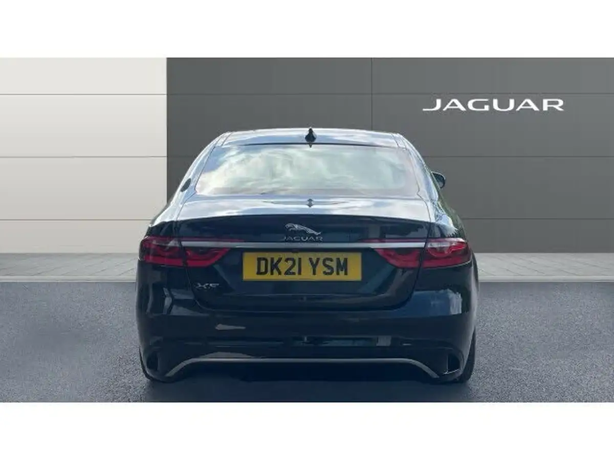 2021-jaguar-xf-20-d200-r-dynamic-se-rwd-saloon-4d-big-5