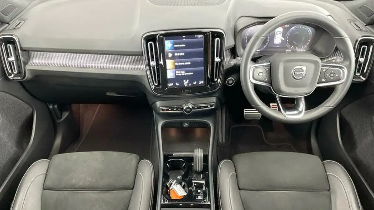 2021-volvo-xc40-20-b4-r-design-pro-194bhp-awd-auto-big-7