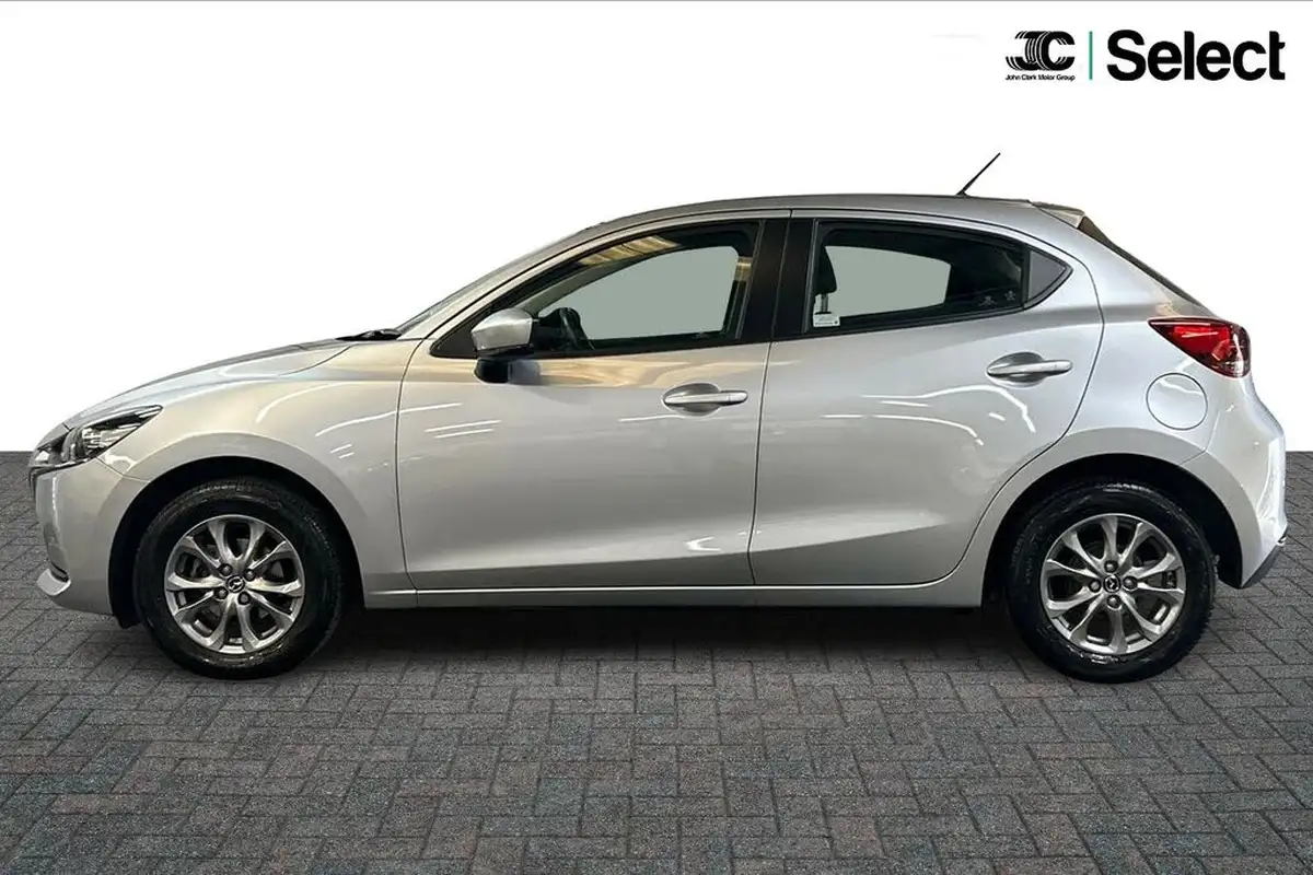 2023-mazda-mazda2-15-skyactiv-g-se-l-big-12