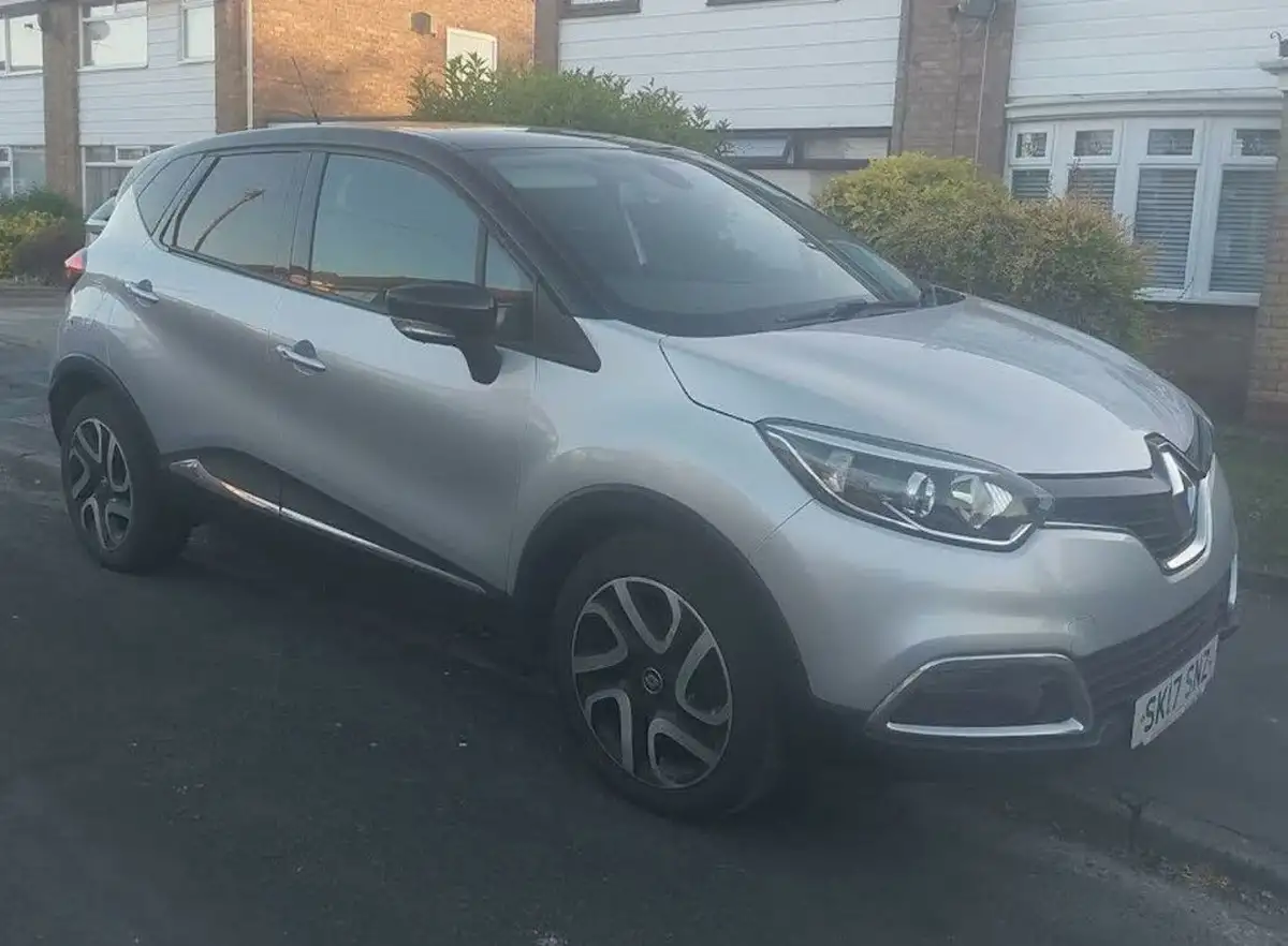 2017-renault-captur-15dci-dynamique-s-nav-90bhp-edc-auto-big-0