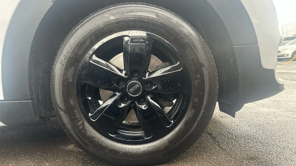 2018-mini-countryman-15-cooper-ss-big-19