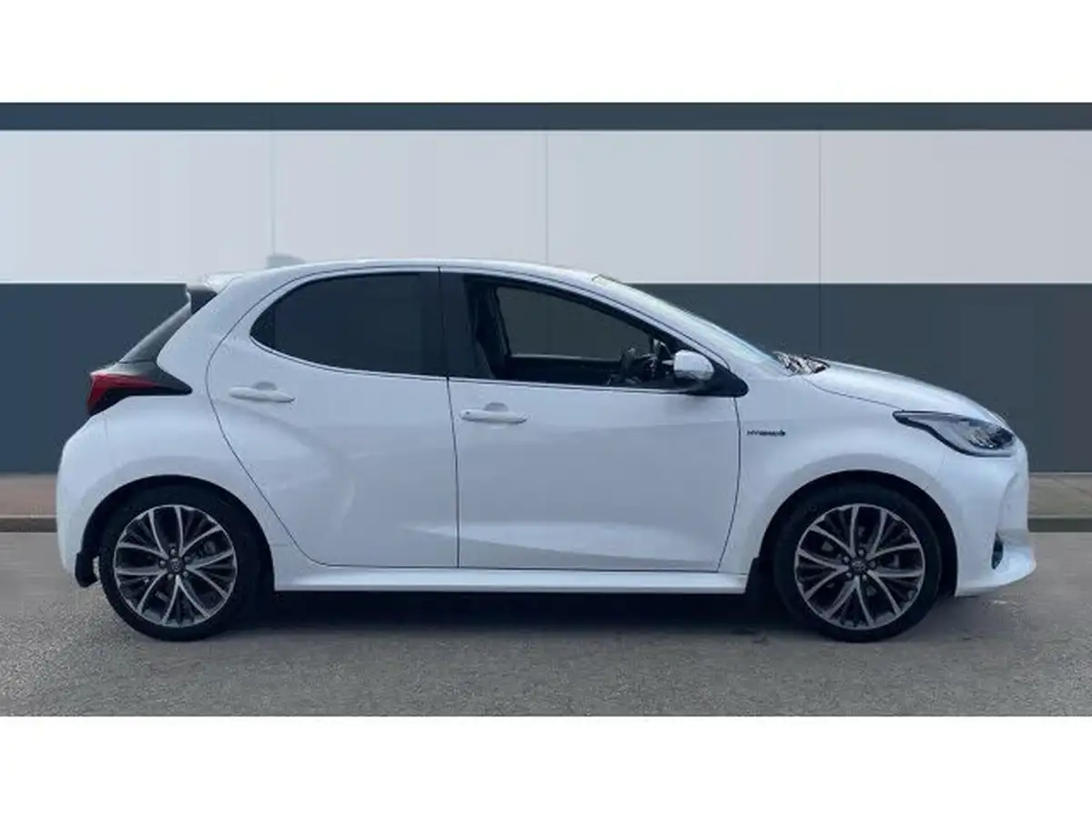 2021-toyota-yaris-15-vvt-i-excel-big-4