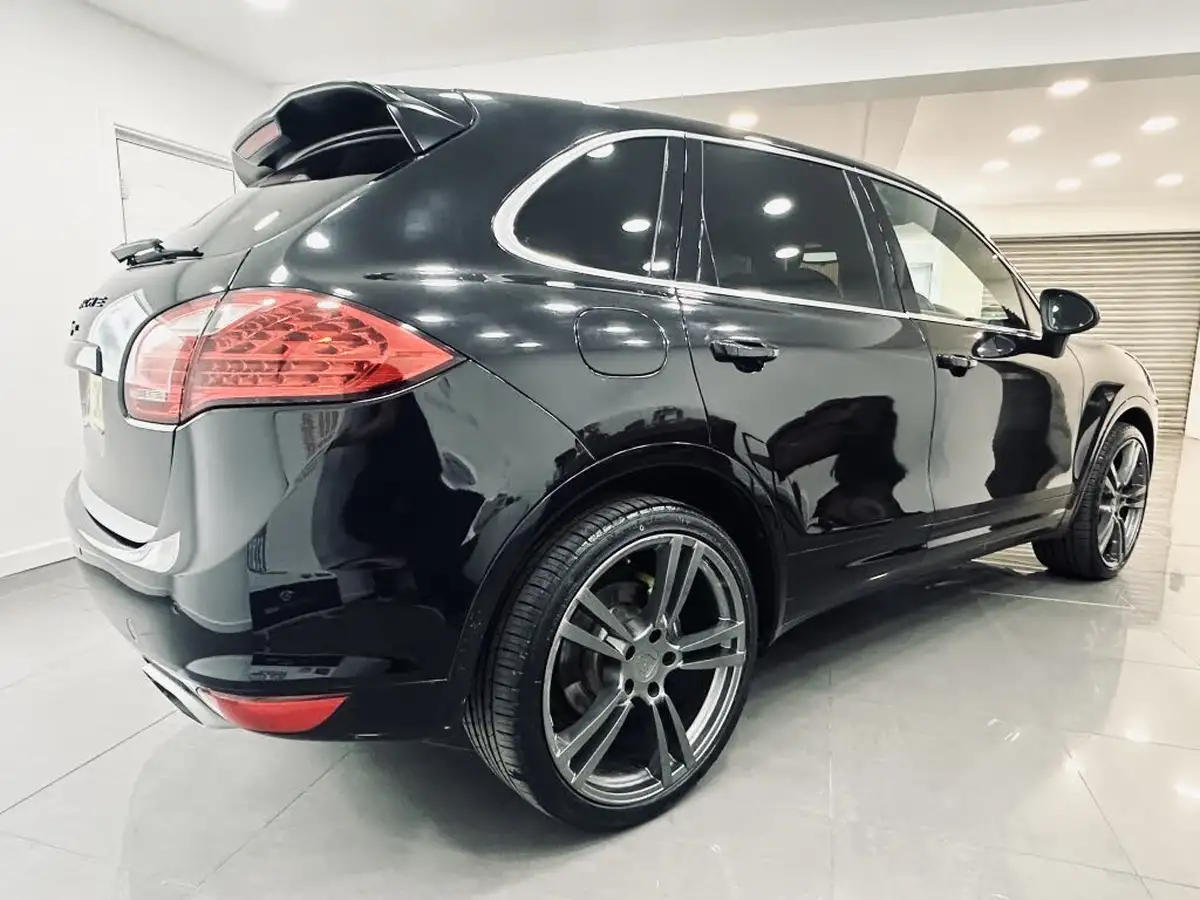 2010-porsche-cayenne-30td-240bhp-awd-auto-big-3