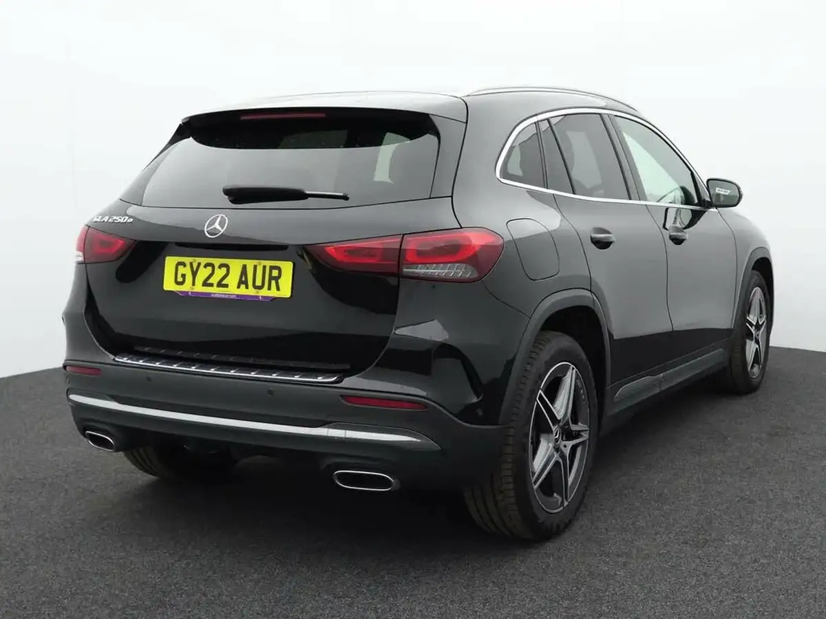 2022-mercedes-benz-gla-class-13-gla-250e-exclusive-edition-big-5