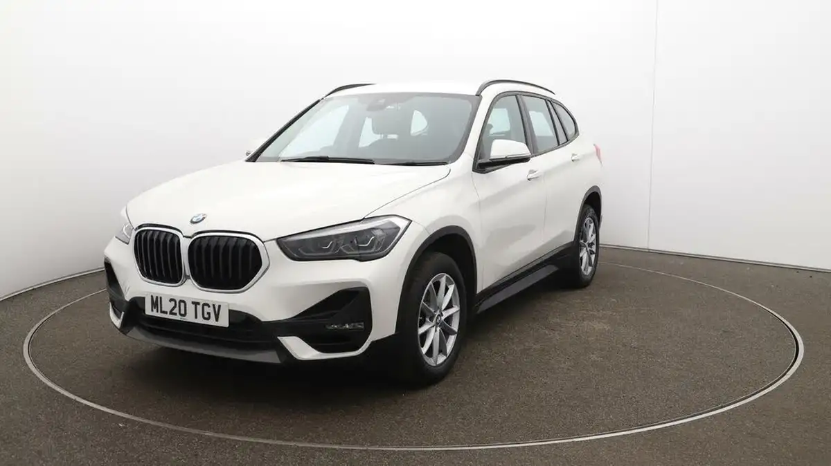 2020-bmw-x1-15-sdrive18i-se-big-35